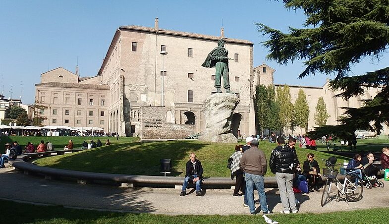 parma, parma palazzo della pilotta e monumento